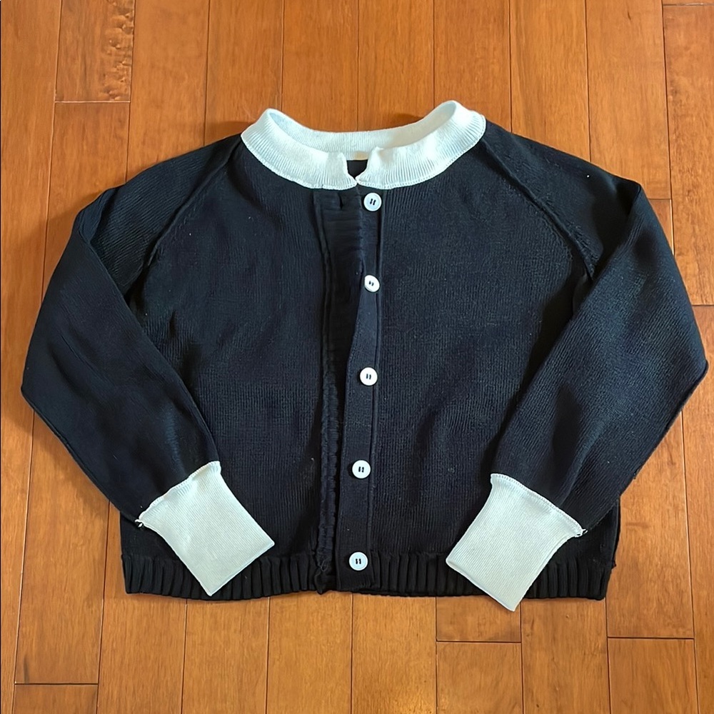 Free people look-alike, classic black and white women's sweater